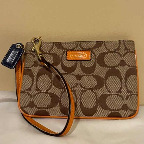 Coach Wristlet - Picture 1 of 1